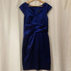 Adrianna Papell - Shimmery Blue - Cocktail V-neck Dress - Capped Sleeve - 8